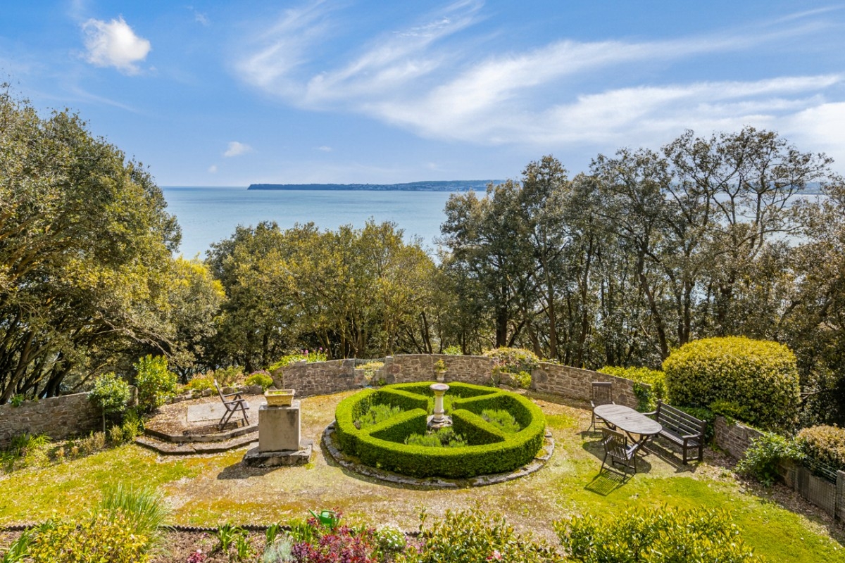 Kilmorie Ilsham Marine Drive Property for Sale in Torquay John Couch